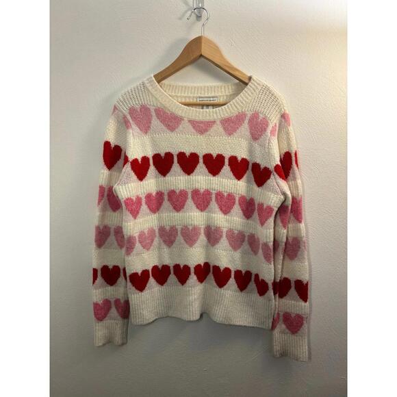 Sweaters - Cupcakes & Cashmere Valentine’s Day Heart Crewneck Sweater Size Medium